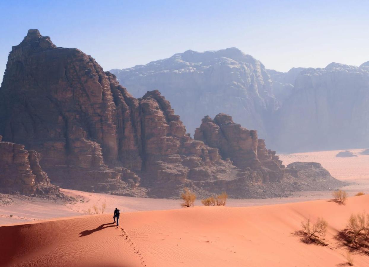 Harmony Luxury Camp Hotell Wadi Rum Exteriör bild