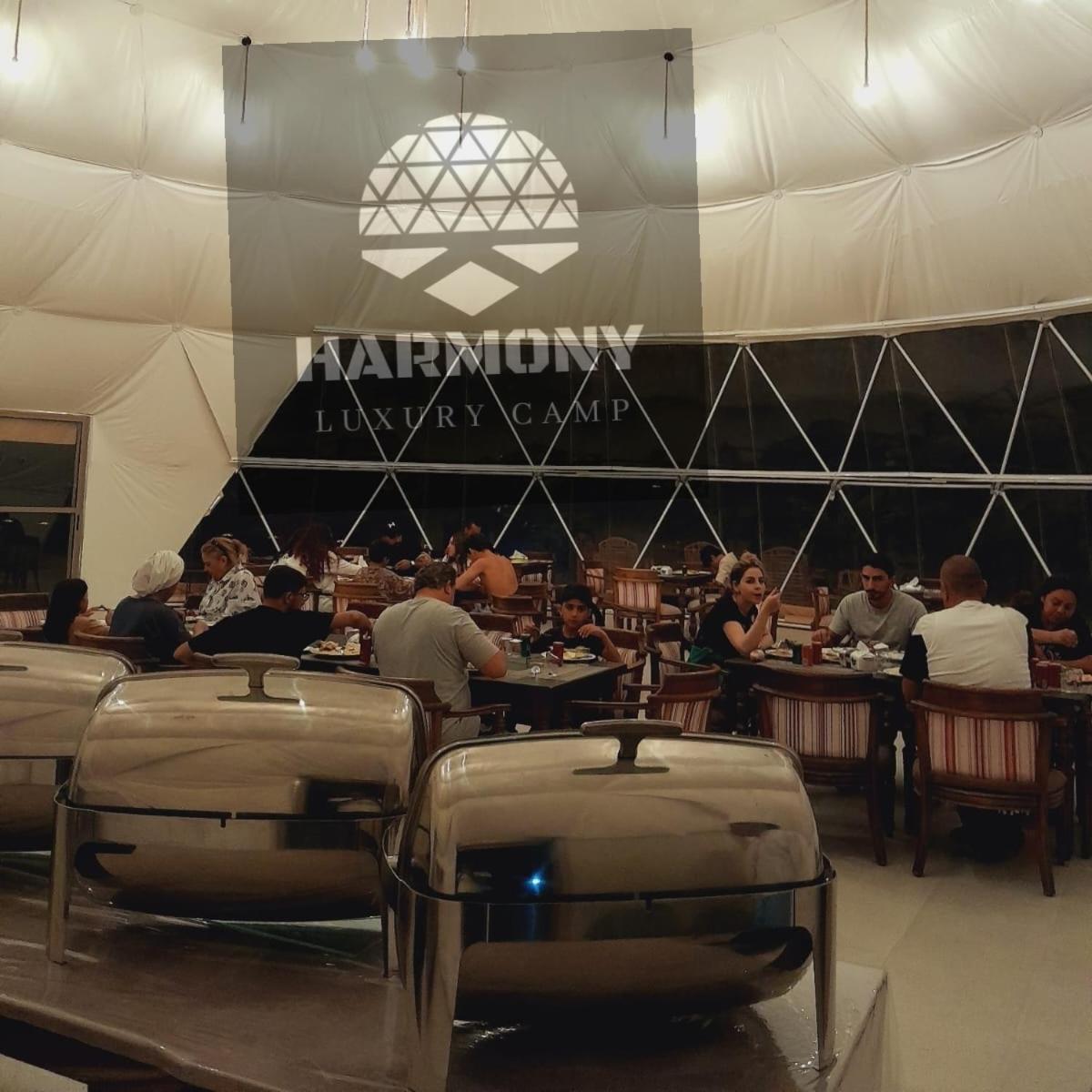 Harmony Luxury Camp Hotell Wadi Rum Exteriör bild