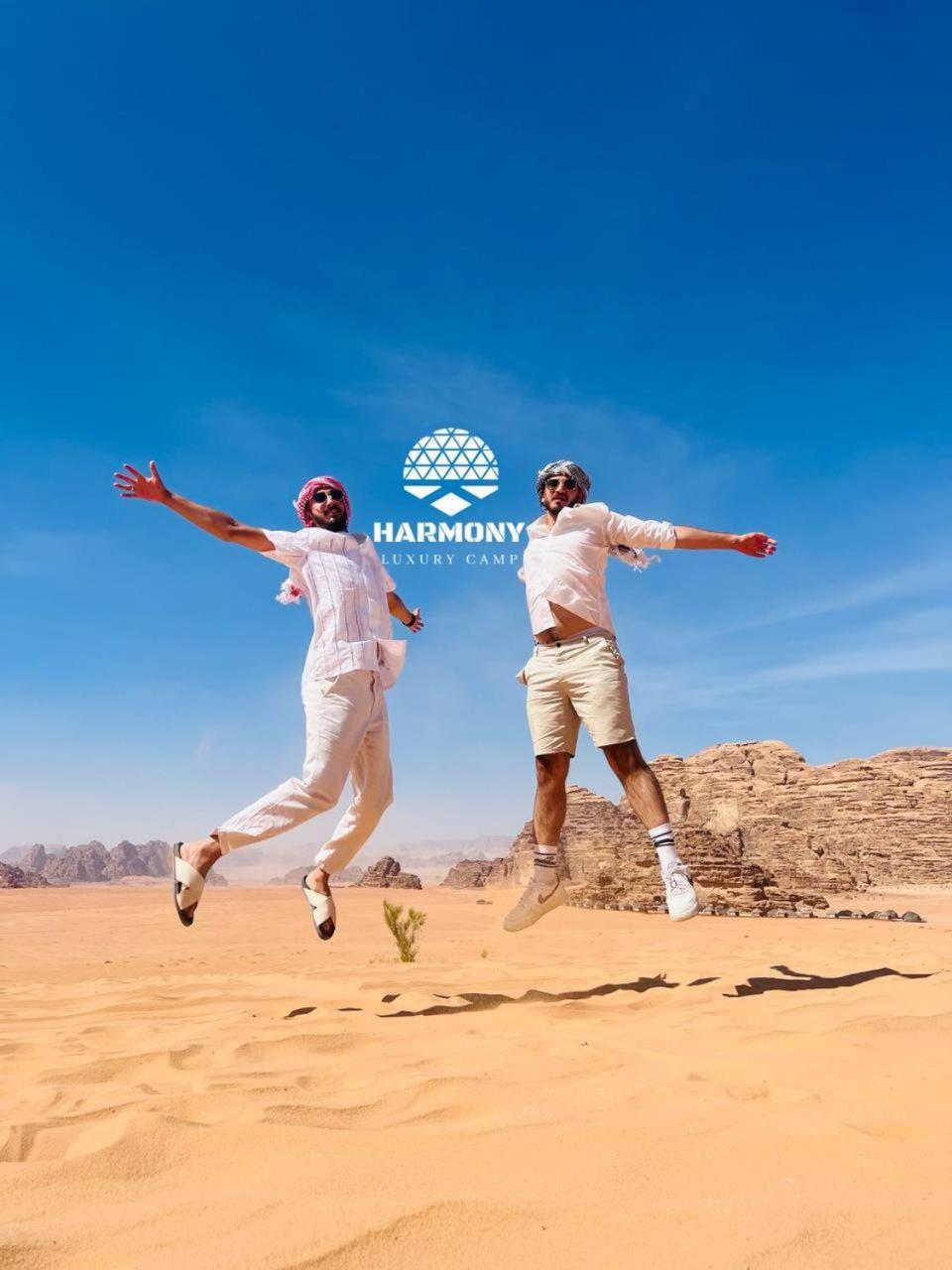 Harmony Luxury Camp Hotell Wadi Rum Exteriör bild
