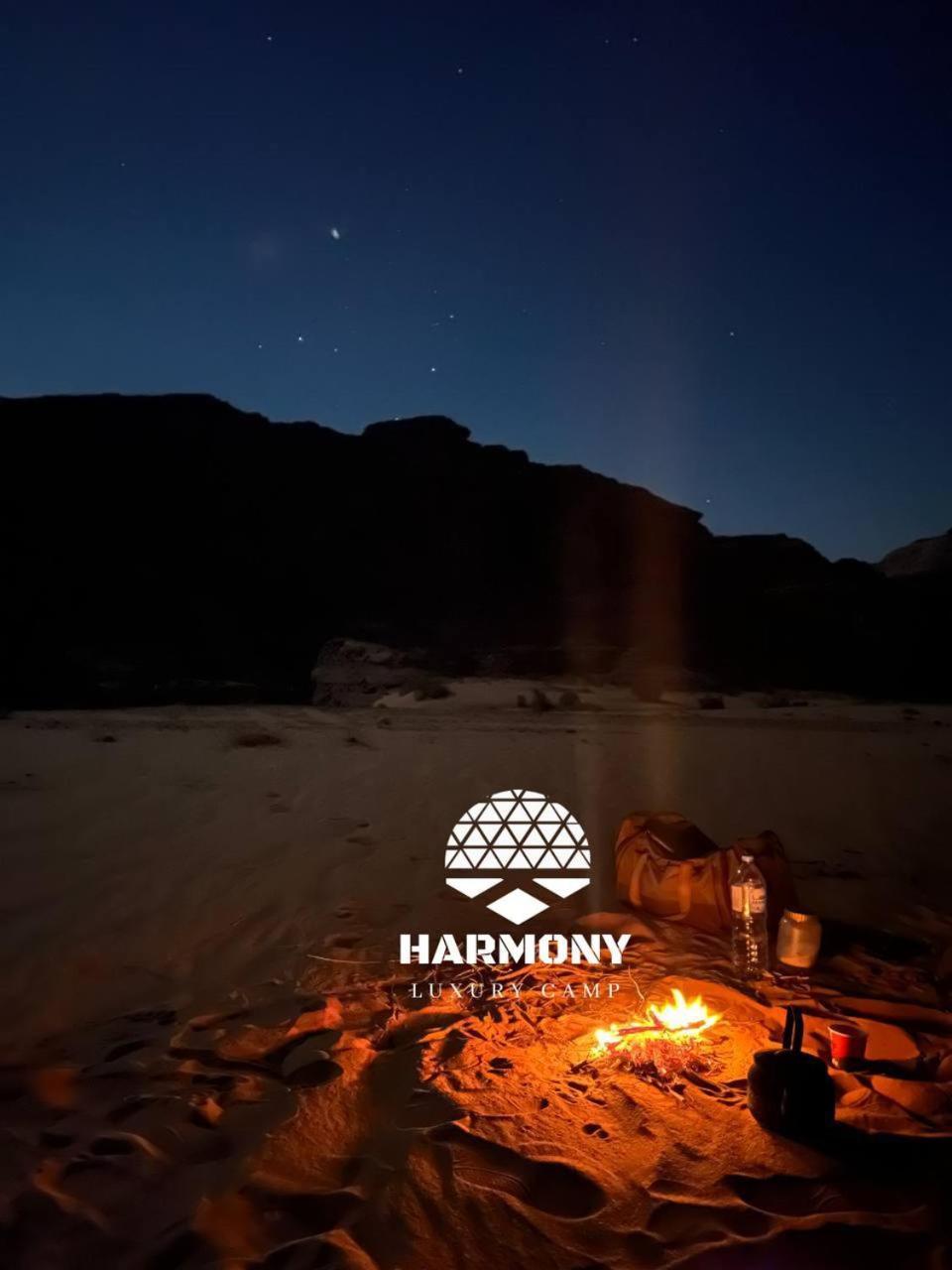 Harmony Luxury Camp Hotell Wadi Rum Exteriör bild