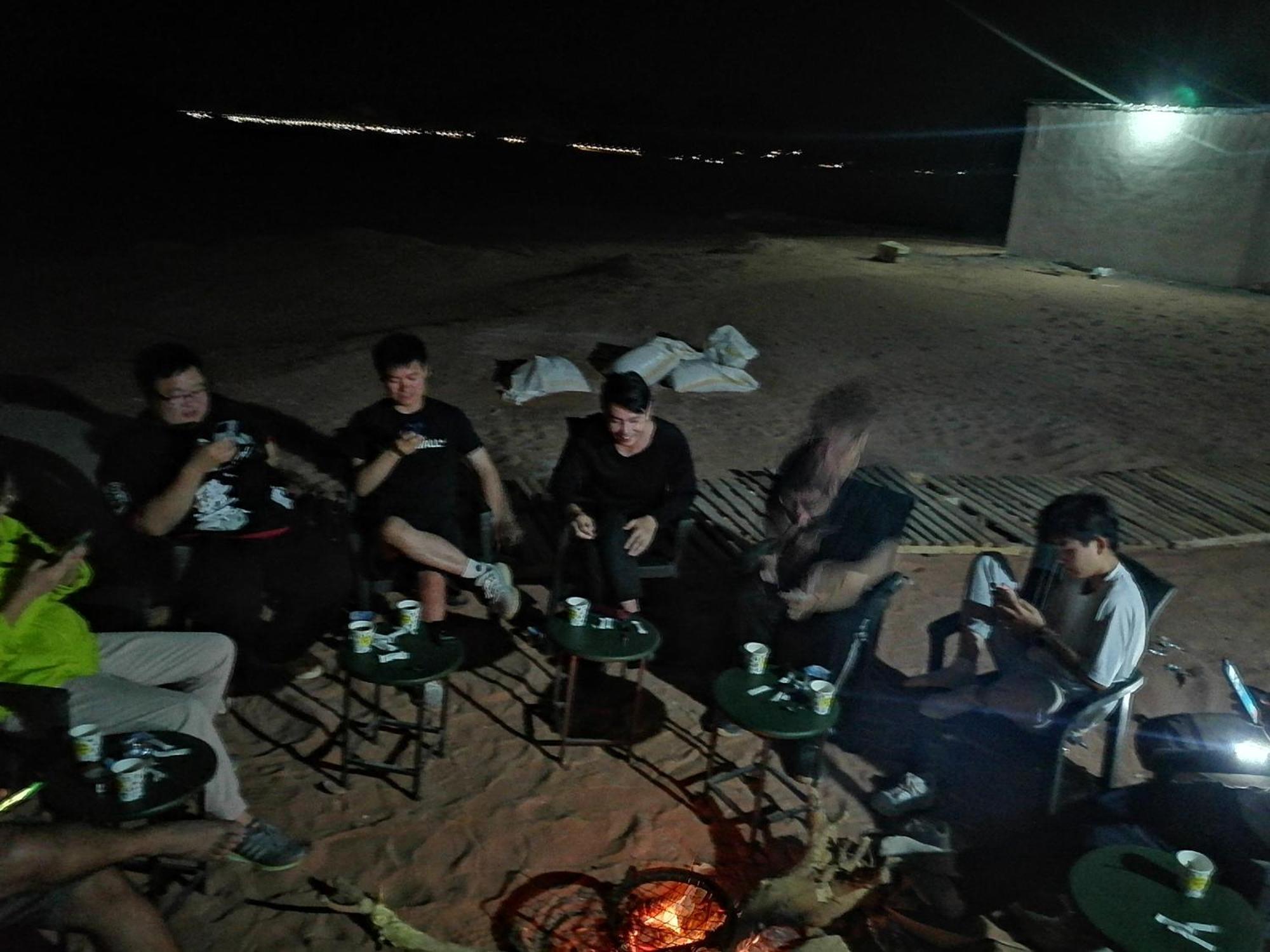 Harmony Luxury Camp Hotell Wadi Rum Exteriör bild