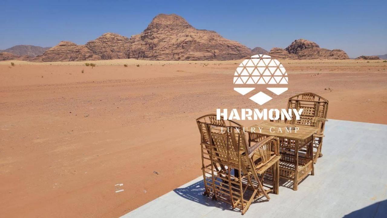 Harmony Luxury Camp Hotell Wadi Rum Exteriör bild
