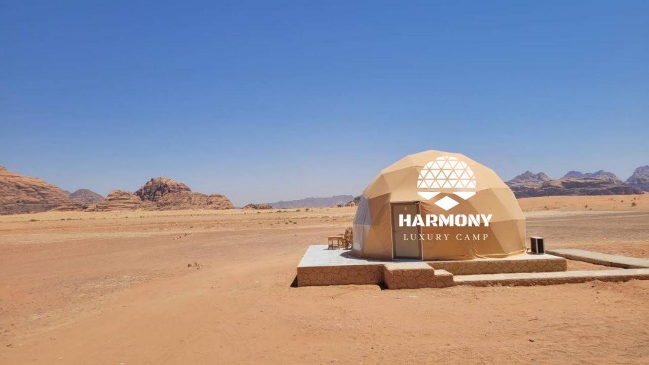 Harmony Luxury Camp Hotell Wadi Rum Exteriör bild
