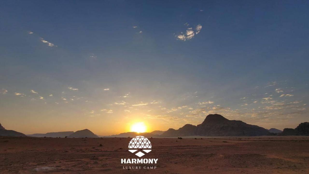 Harmony Luxury Camp Hotell Wadi Rum Exteriör bild